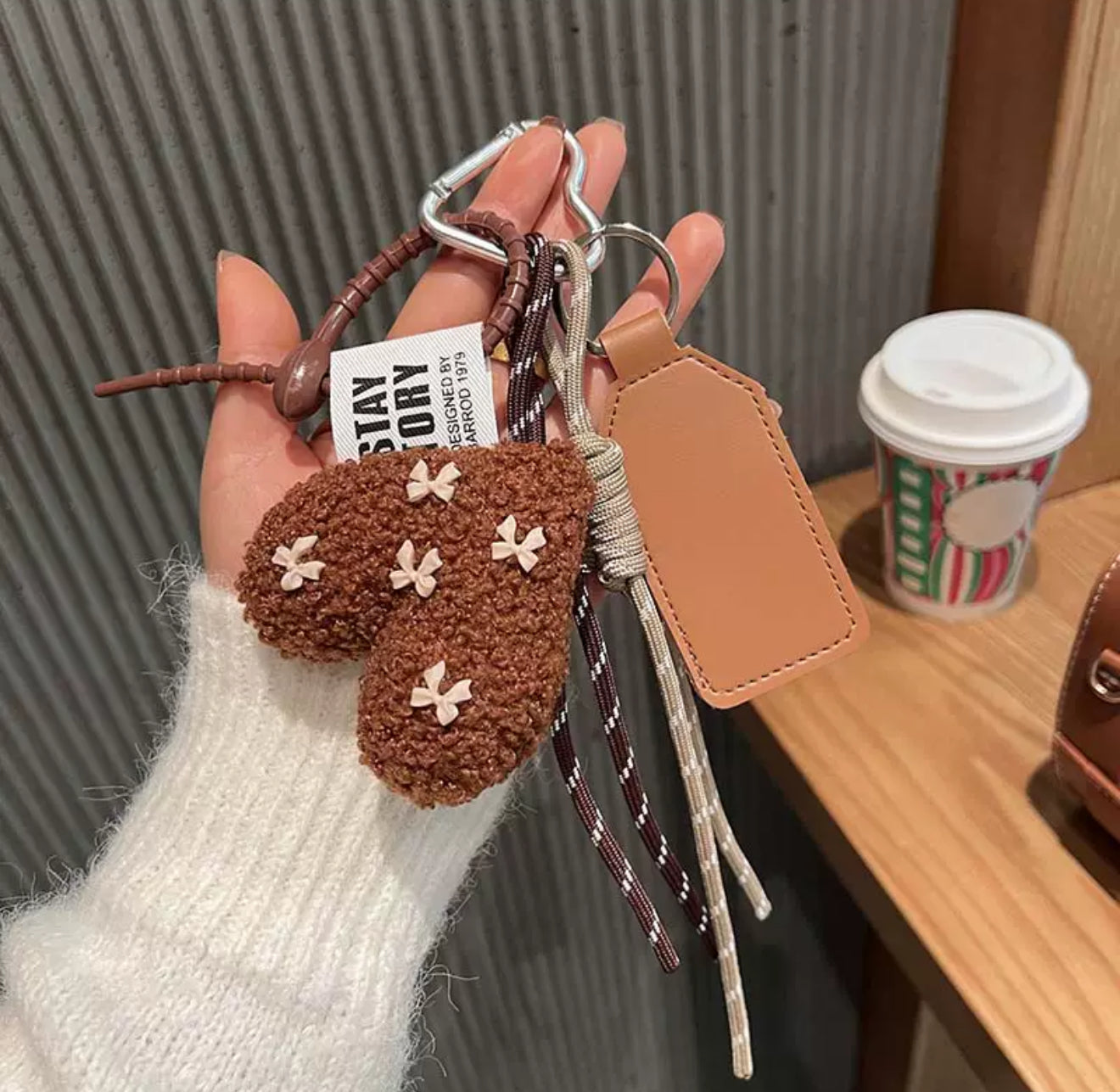 🤎 BROWN HEART KEYCHAIN